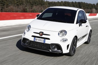 Megújult Európa legkisebb sportautója