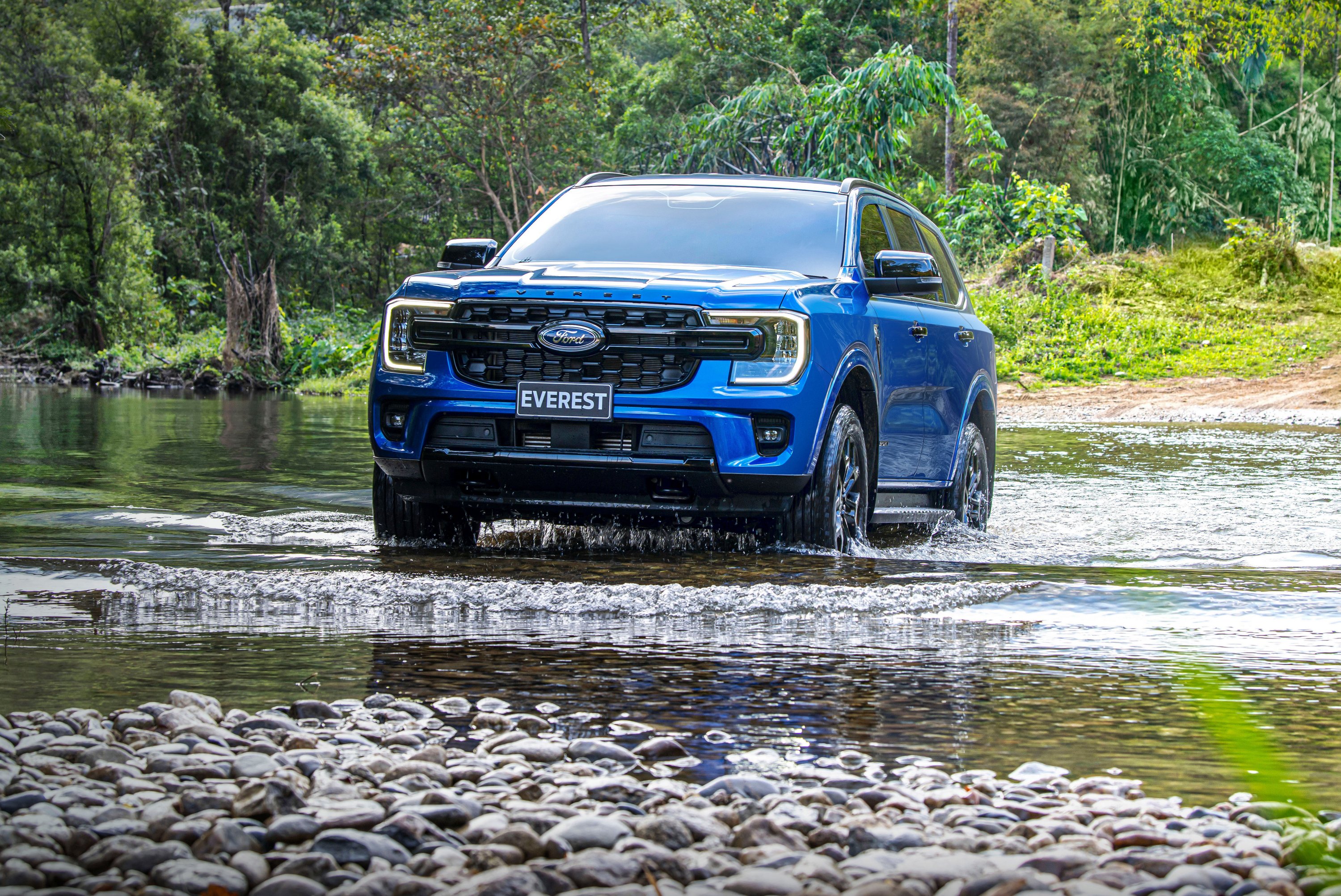 Pofás terepjáró készült a Ford Rangerből 12