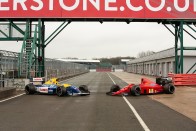 Megválik legendás F1-es autójától a világbajnok 12