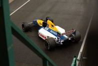 Megválik legendás F1-es autójától a világbajnok 14