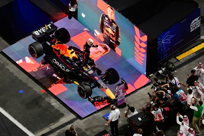 Leclerc: Tiszteljük egymást Verstappennel! 2 Leclerc: Tiszteljük egymást Verstappennel! 2