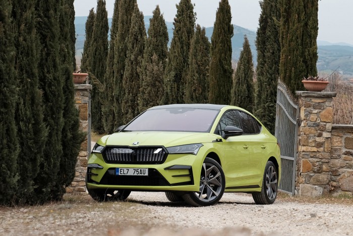 Íme minden idők legerősebb, legmenőbb Škodája – elektromos hajtással 13