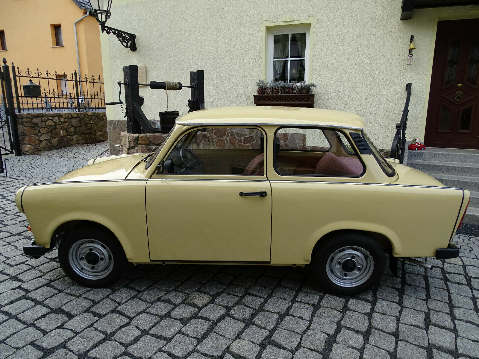 Ennél csodásabb kétütemű Trabant nincs a piacon 1