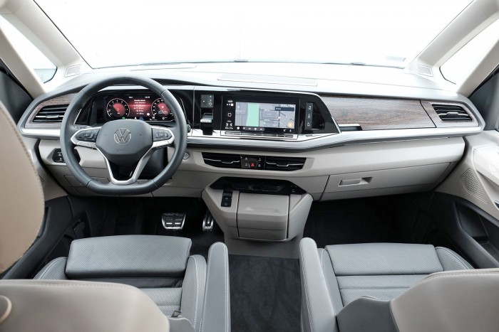 Benzinmotor egy kisbuszban? Kipróbáltuk, van-e értelme 8