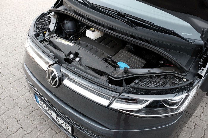 Benzinmotor egy kisbuszban? Kipróbáltuk, van-e értelme 9