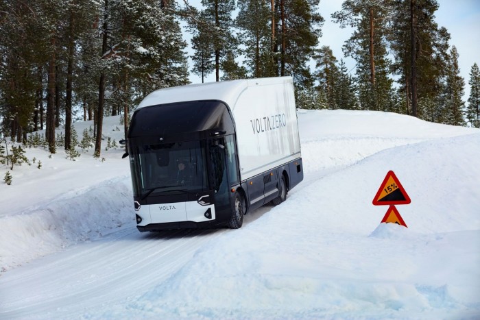 Újszerű koncepciót valósít meg ez a teherautó