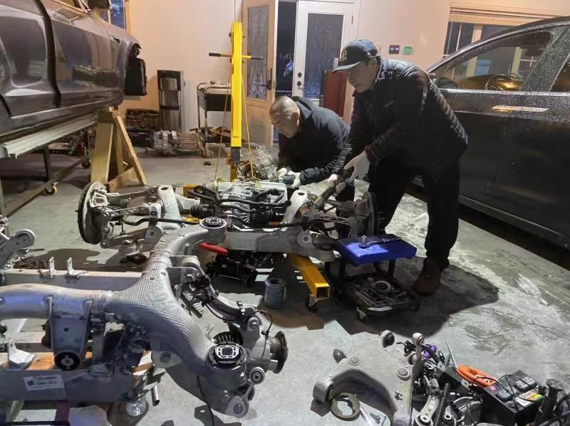 A házassága is ráment erre az autóátalakításra 1