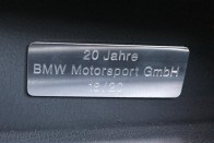 Okkal sorakoznak a nullák ennek a BMW-nek az árcéduláján 12