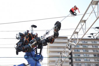 Látványos robottal építik a vasutakat Japánban 