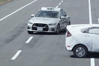 Balesetmentes jövőt ígér a Nissan fejlesztése 