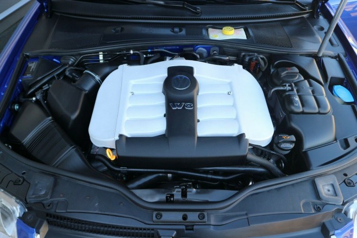 18 éve ez volt a legmenőbb Volkswagen Passat, ennyit kérnek érte ma 4