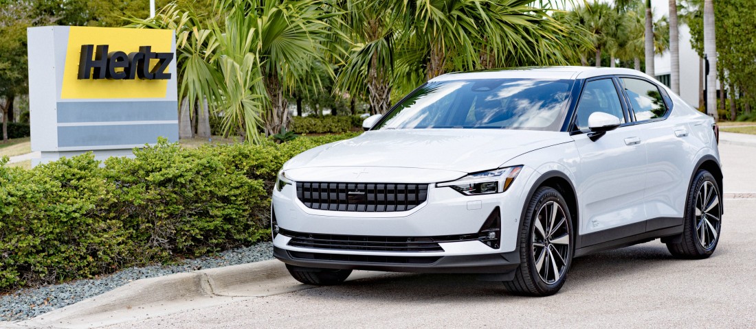 Több tízezer villanyautót rendelt egy autókölcsönző