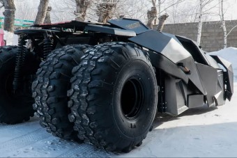 Aranyáron kínálják az új Batmobile-t, pedig „csak” egy másolat 