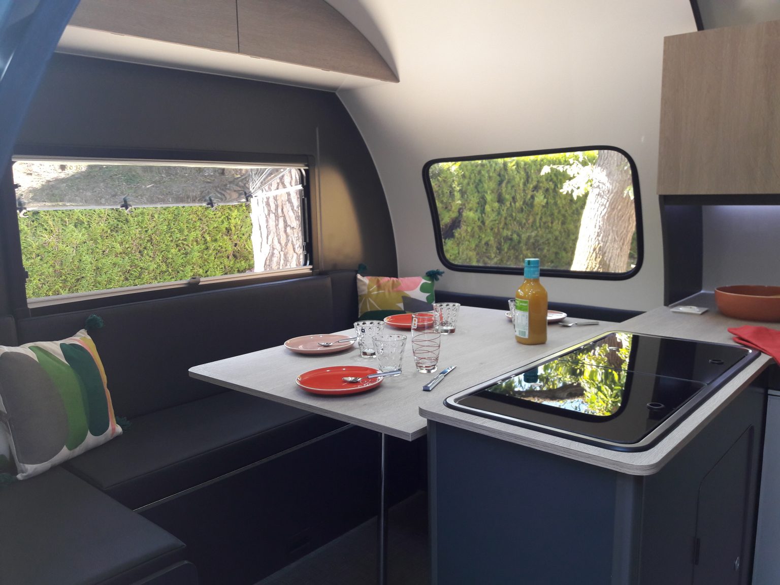 Ennek a kerek lakókocsinak van egy igazán nagy trükkje 3