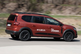 Román csodafegyver, ami meghódíthatja a magyar piacot – Dacia Jogger