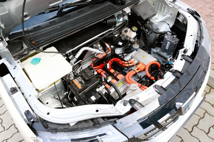 Ezt tudja a hazai piac legolcsóbb villanyautója, a Dacia Spring 9