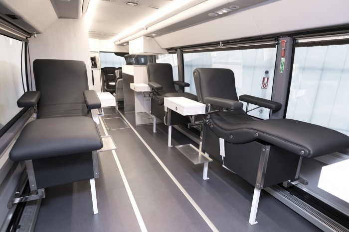 Meglepő, mi van ennek a busznak a belsejében 1 | Vezess Meglepő, mi van ennek a busznak a belsejében 1