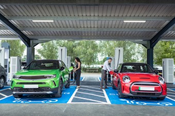 Így élheted túl a villanyautózást