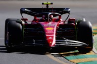 F1: Pénzbüntetést kapott Vettel a robogózásért 1