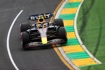 F1: Túl sok pénzt költött fejlesztésekre a Red Bull