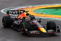 F1: Lekörözték Hamiltont, teljesen összeomlott 1