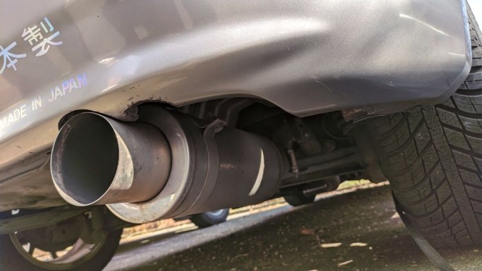 Ritka, de olcsó ez a tüzes használt Toyota 5