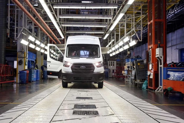 Fontos hírt közölt a Ford az E-Transittal kapcsolatban