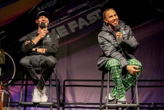 F1: Elismerték, Hamilton a főnök a Mercedesnél