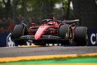 F1: Hibába hajszolta Leclerc-t a Ferrari 2