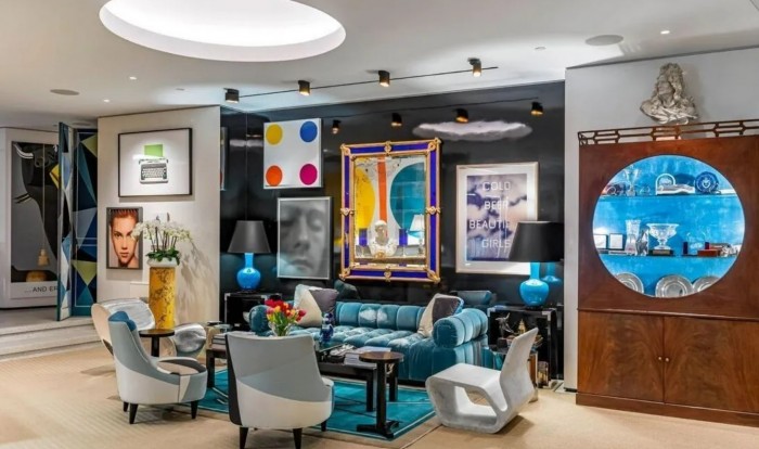 Ehhez a 13 milliárdos birtokhoz illenek az öreg Mercedesek 4 | Vezess Ehhez a 13 milliárdos birtokhoz illenek az öreg Mercedesek 4