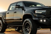 Platós kisteher félmilliárd forintért. Normális?! 10 Platós kisteher félmilliárd forintért. Normális?! 10