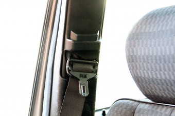 Ezeken az utakon tilos a biztonsági öv