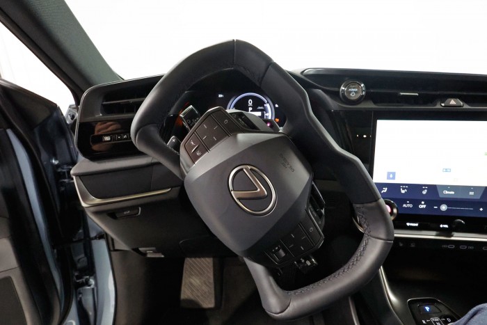 Itt az első, teljesen elektromosnak készült Lexus, az RZ 57 Itt az első, teljesen elektromosnak készült Lexus, az RZ 57