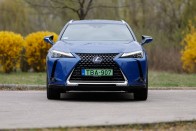 Ha a hibrid már nem elég zöld, jöhet az elektromos Lexus 7