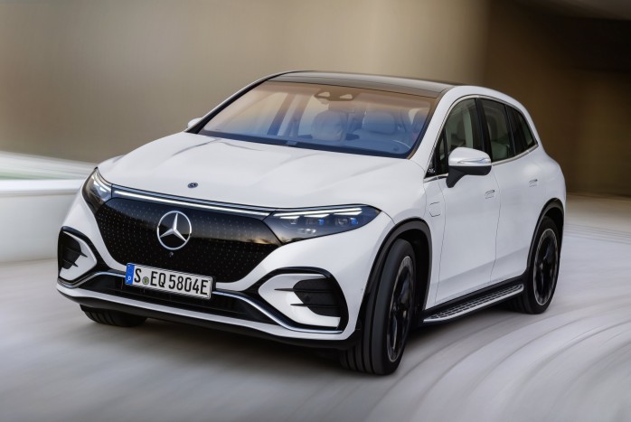 Megérkezett a Mercedes elektromos luxusterepjárója 6 | Vezess Megérkezett a Mercedes elektromos luxusterepjárója 6