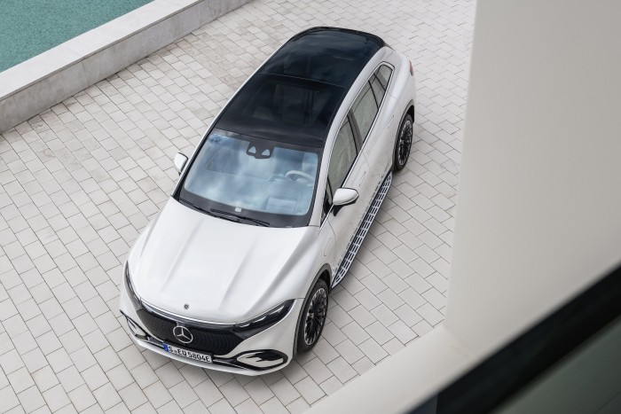 Megérkezett a Mercedes elektromos luxusterepjárója 7 | Vezess Megérkezett a Mercedes elektromos luxusterepjárója 7