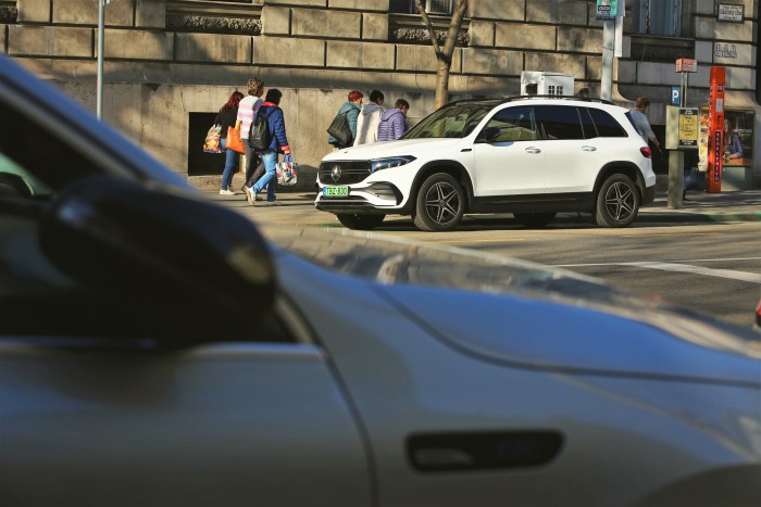 Ha már villanyautó, akkor így – Mercedes-Benz EQB 350 12