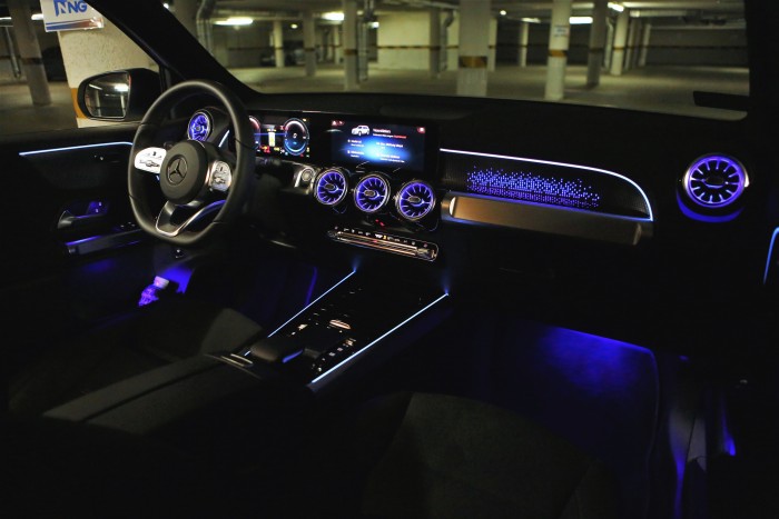 Ha már villanyautó, akkor így – Mercedes-Benz EQB 350 7