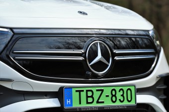 Drasztikus döntést hozott új autóiról a Mercedes 
