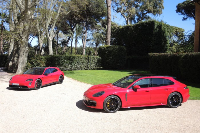 Suttogva tombol, bútort is cipel – itt az új Porsche 11