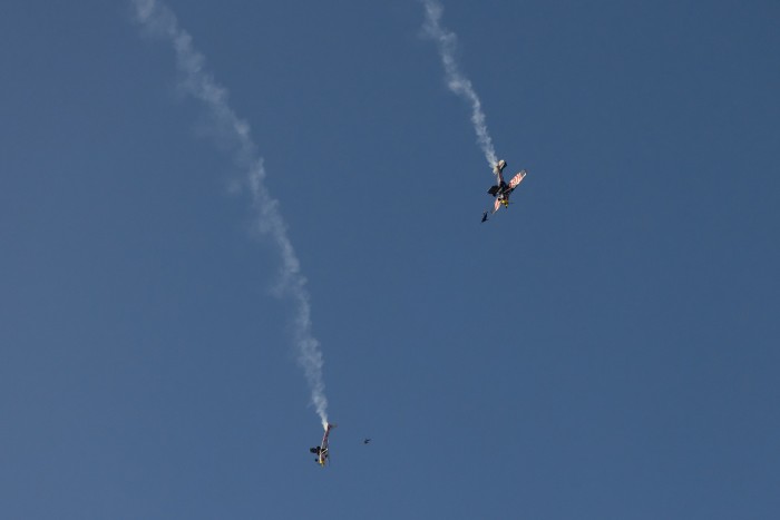 Lezuhant a Red Bull repülője az őrült kísérlet közben 1