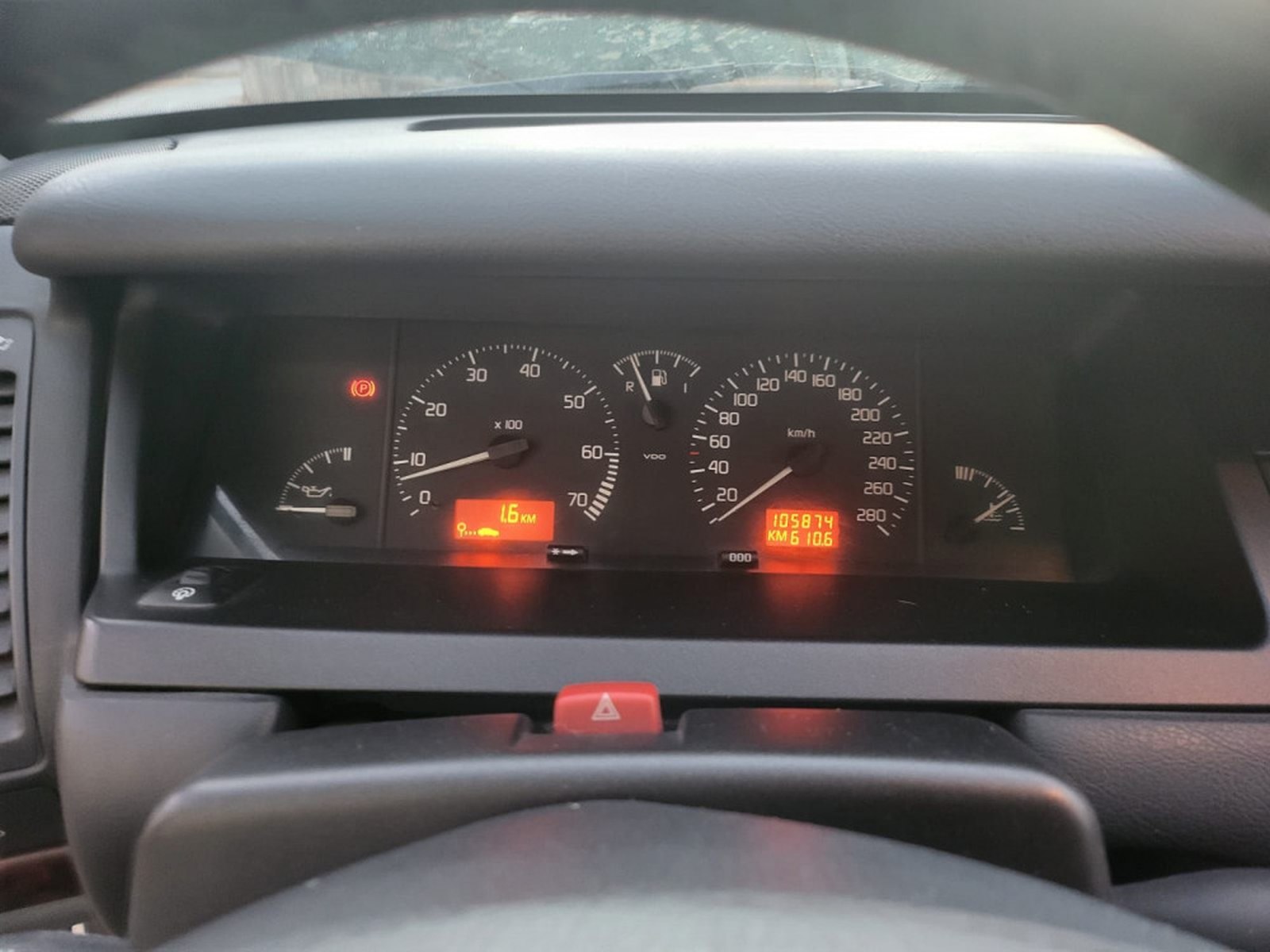 11 millió egy francia autóért, amin átnéz az utca népe? 5