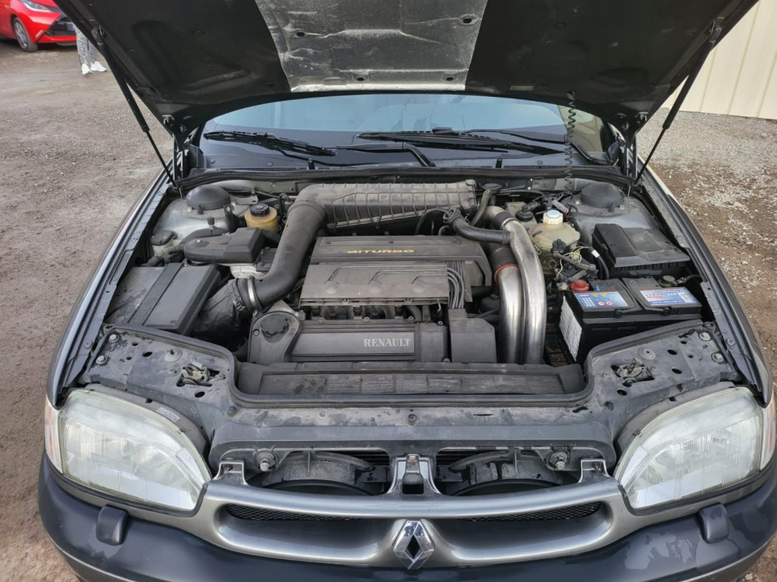 11 millió egy francia autóért, amin átnéz az utca népe? 2