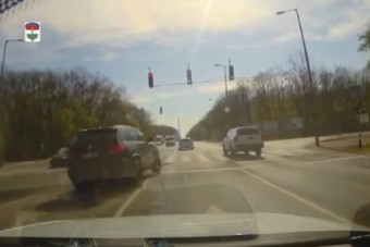 Mire számíthatott az autós, aki szabálytalanul vágott be a rendőrök elé Tiszaújvárosban?