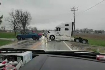 Elektromos pickup húzta ki a bajból a nyergest