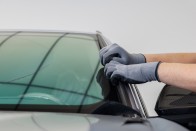 Üveghulladékból gyárt szélvédőt az Audi 27