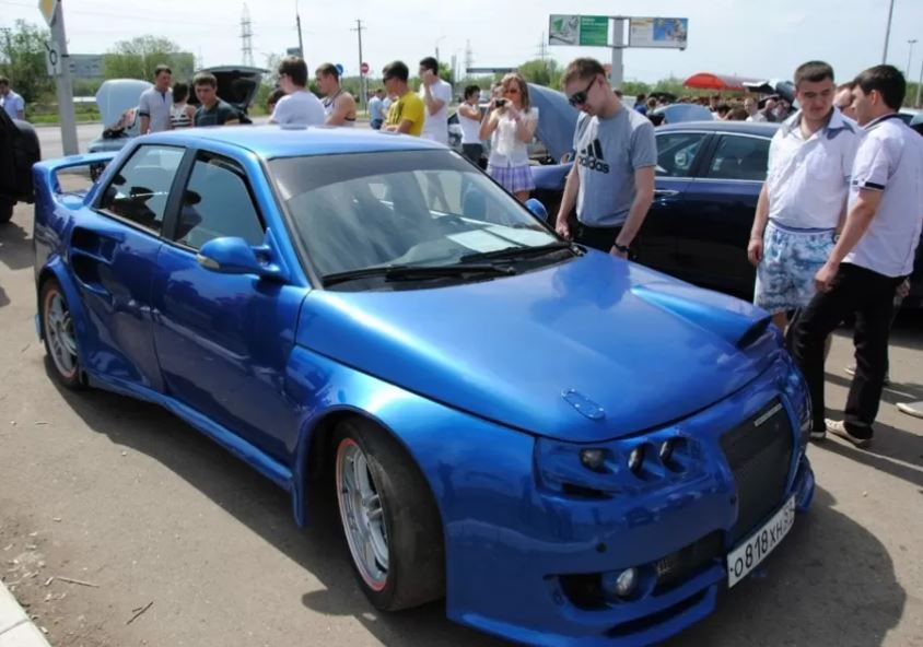 Pusztító Lada 260 lóerővel, halálos iramban 2