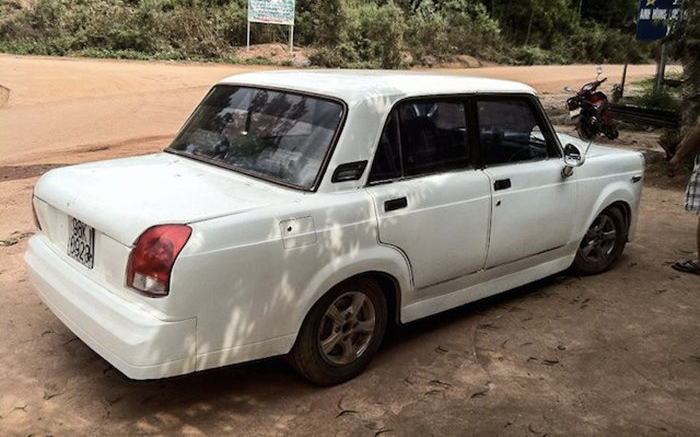 Pár százezerből kalapált magának Rolls-Royce-ot a fiatal szaki 4