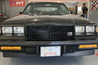 Egy Ferrari árát kérik ezért az amerikai fekete kockáért