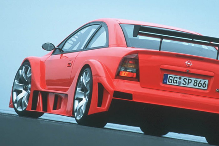 Akár gyárthatták volna a legőrültebb Opel Astrát